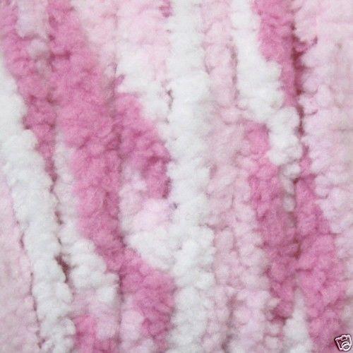 Twisty outlets Pink and White bulky blanket